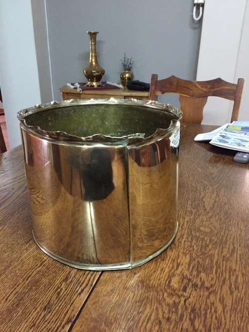 Antique brass planter